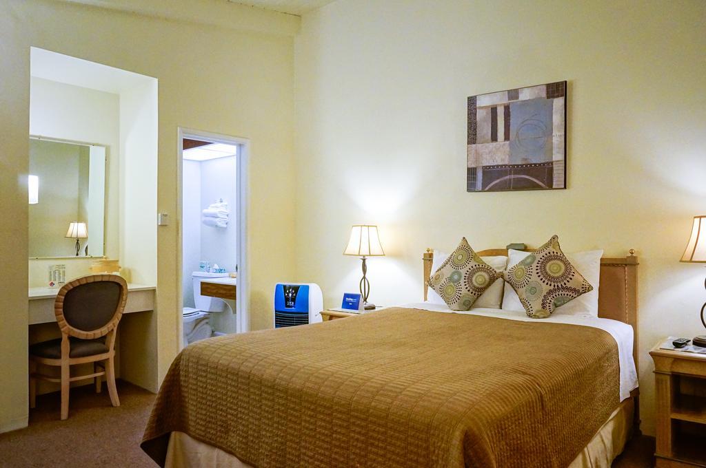 Pacific Crest Hotel סנטה ברברה חדר תמונה